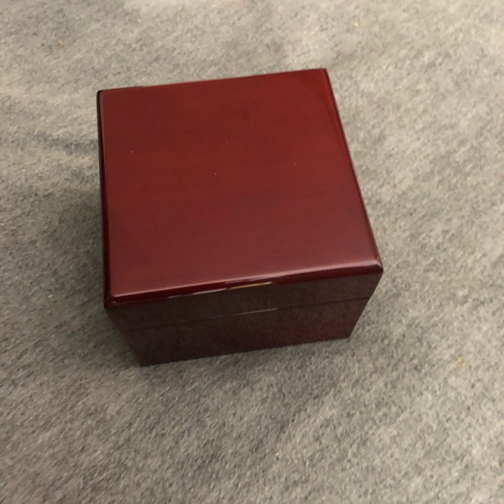 Watch box - Picture 2 of 4